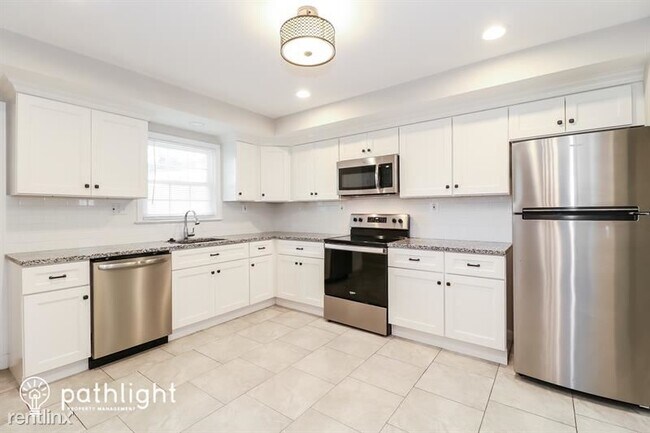Building Photo - 4 br, 3 bath House - 4208 Blacksnake Drive