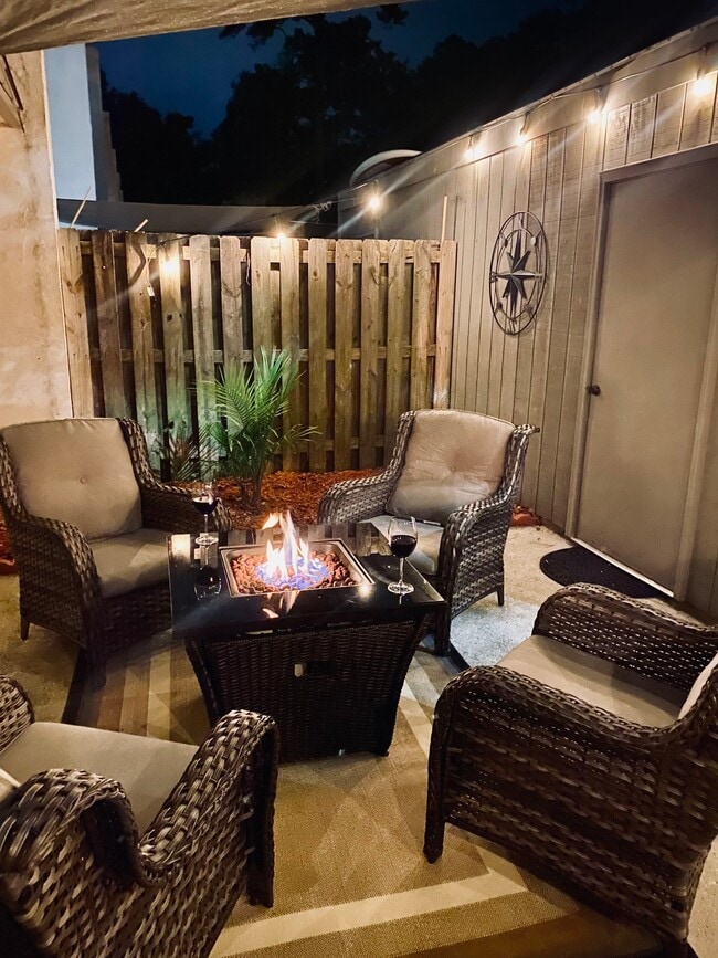 Photo - 216 Cobblestone Dr Townhome