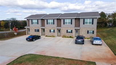 Foto del edificio - 932 Warrior Hill Dr