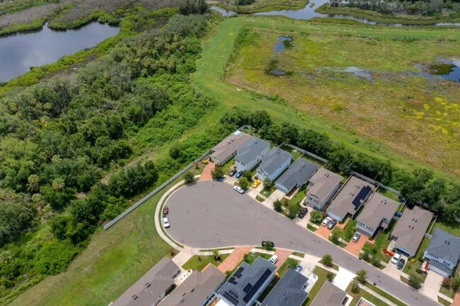 Foto del edificio - 7302 Sunshine Bridge Ave