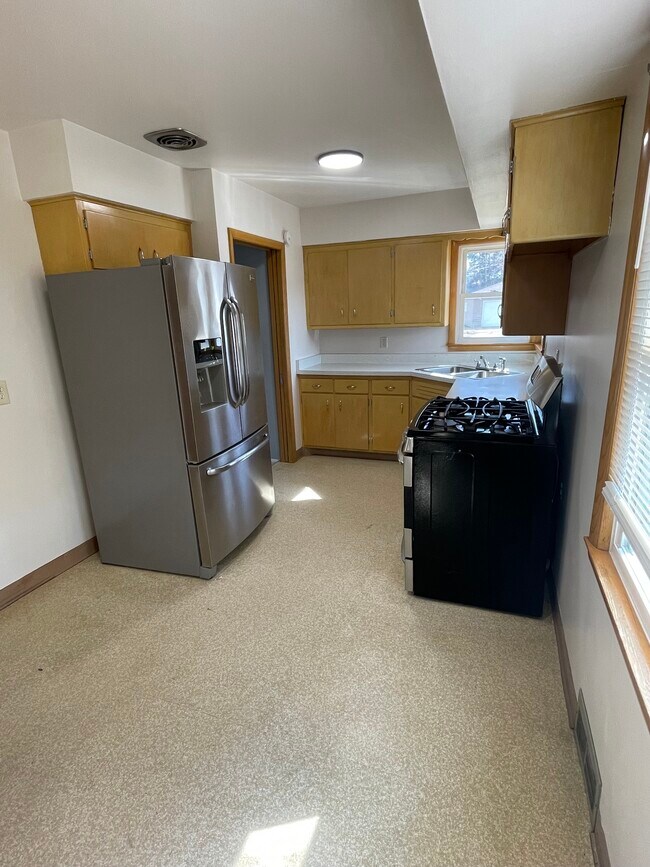 Foto del edificio - 3957 N 98th St