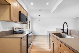 Building Photo - 18103 Camino Bello