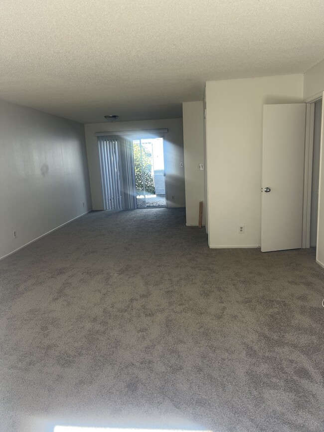 Building Photo - 9660 Sepulveda Blvd