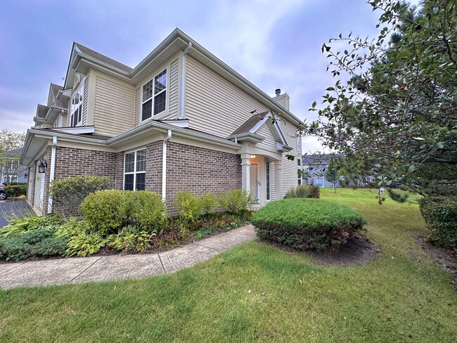 Building Photo - 1801 Waverly Way