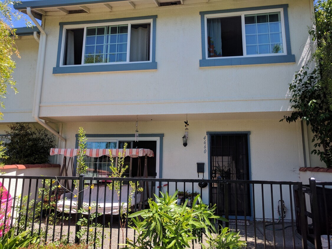 4660 Barcelona Way, Union City, CA 94587 Townhome Rentals in Union