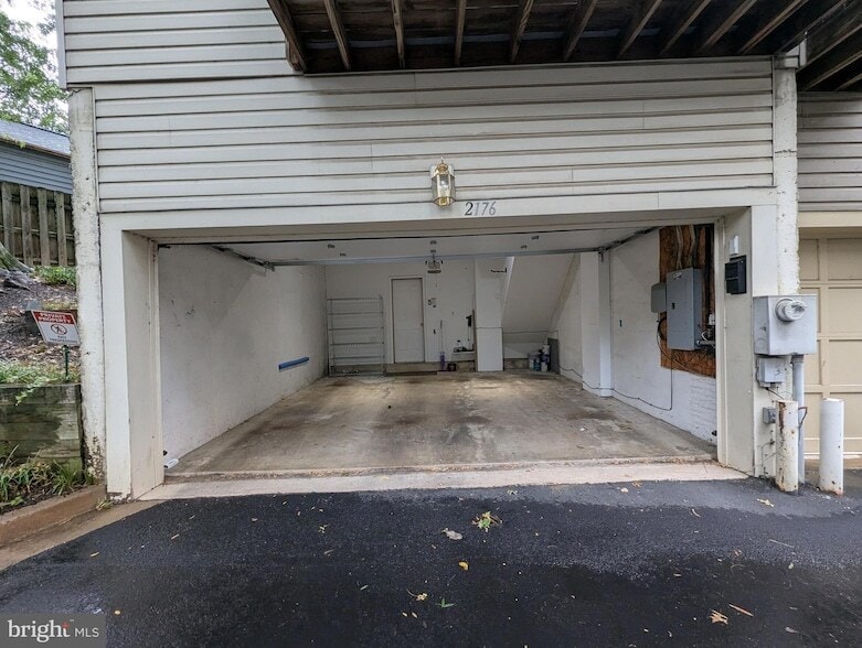 Photo - 2176 S Glebe Road Unit