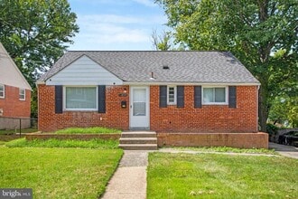 Building Photo - 12608 Farnell Dr