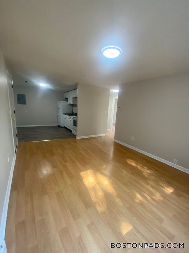 Foto del edificio - 140 Willard St