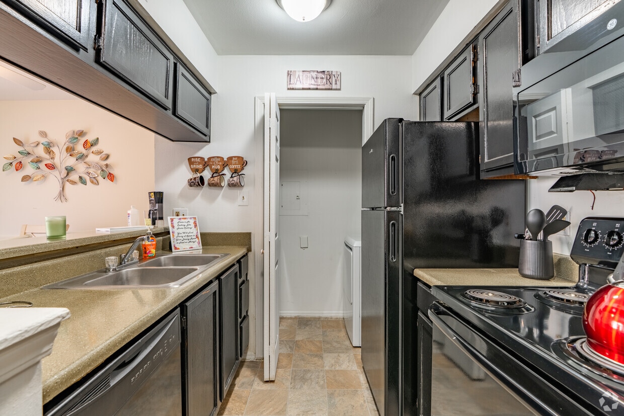 Primary Photo - Landings At Winchester