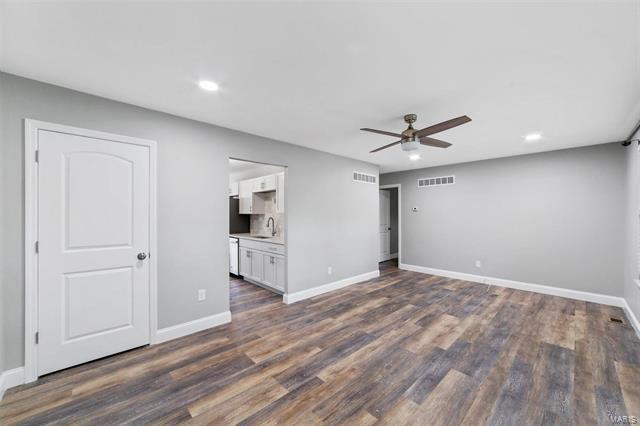 Foto del edificio - 21 Glenwood Ln