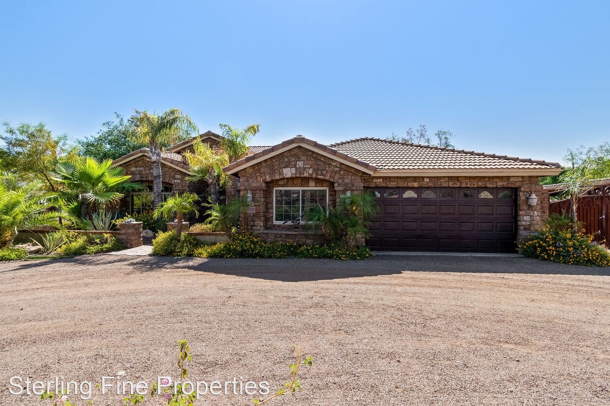 Primary Photo - 4 br, 2 bath House - 28432 N 44th Street