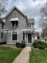 Building Photo - 1037 Lake Ave