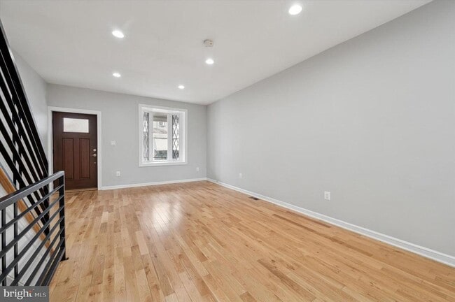 Foto del edificio - 3024 Redner St