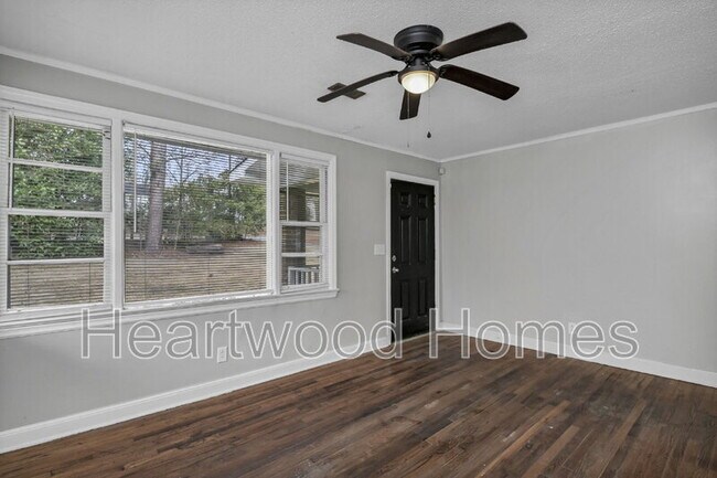Foto del edificio - 3300 Margrave Rd