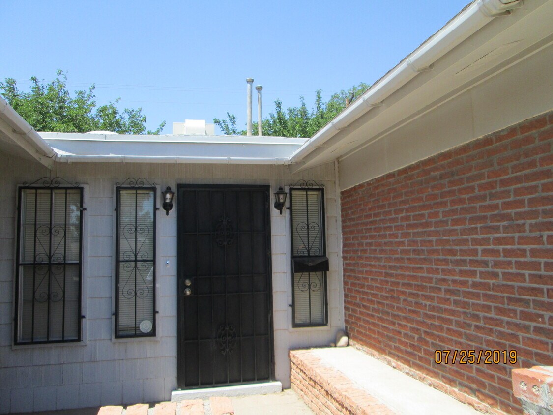 Primary Photo - 10253 Bayo Ave