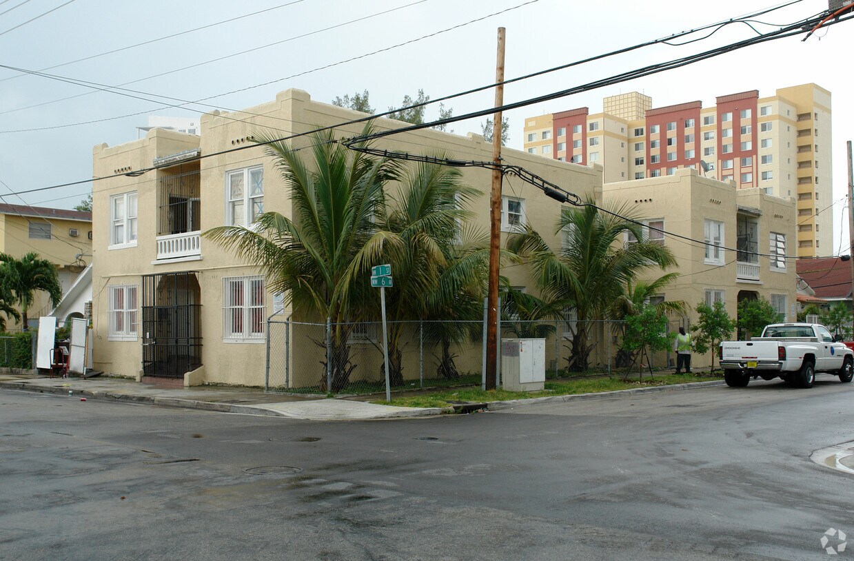 Primary Photo - 35 NW 6th Ave