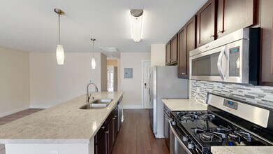 Interior Photo - 27 Seventy Five Mesa Verde