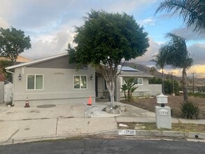 Building Photo - 13730 Mindora Ave