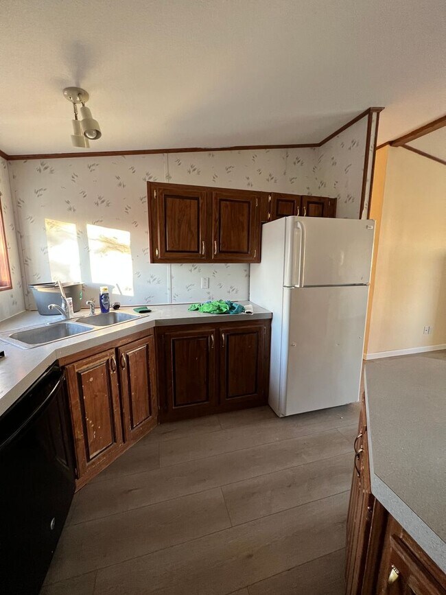 Foto del edificio - Country living close to town on 1 acre!