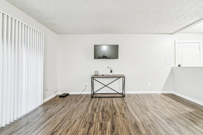 Foto del edificio - 2006 Mission Ridge Ln