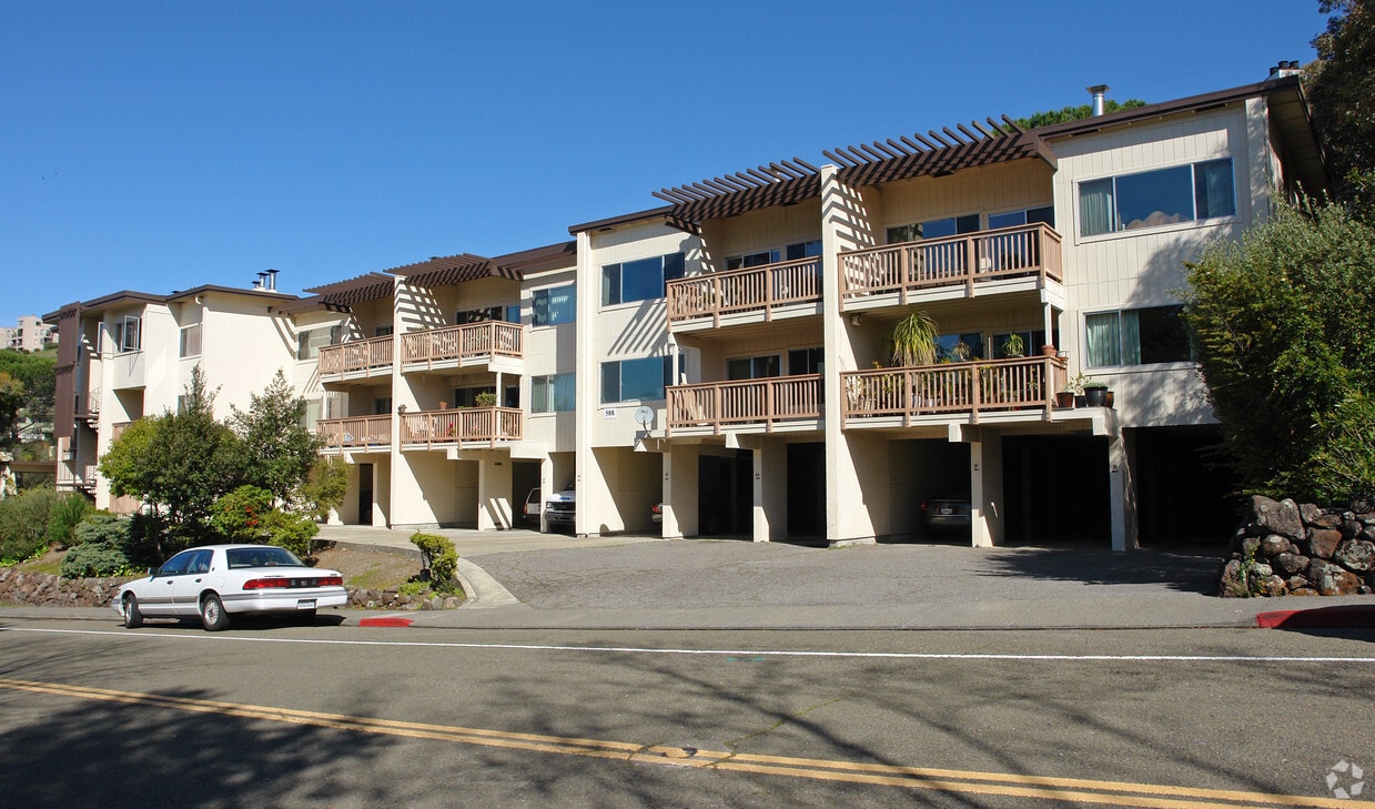 588 S Elieso Dr, Greenbrae, CA 94904 Apartments in Greenbrae, CA
