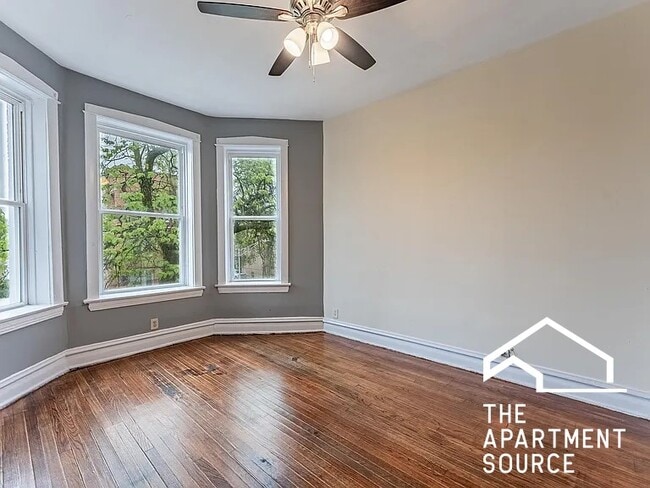 Foto del edificio - 1426 S Avers Ave