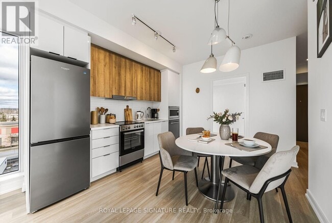 Building Photo - 9763 Markham Rd