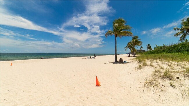 Building Photo - 1151 N Fort Lauderdale Beach Blvd