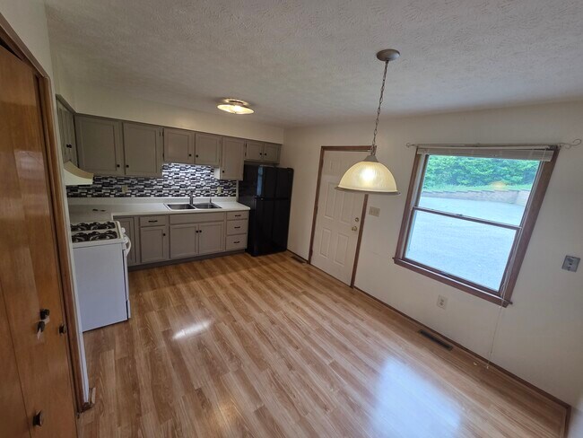 Cocina - 5229 Rule Rd