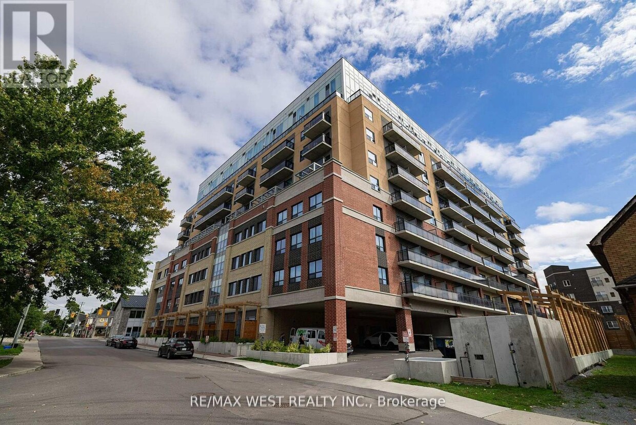 Photo principale - 652-652 Princess St
