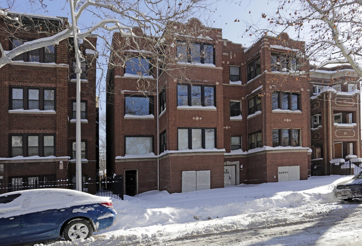 Foto principal - 6043 S Saint Lawrence Ave