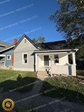 Building Photo - 15 Taylor Ave