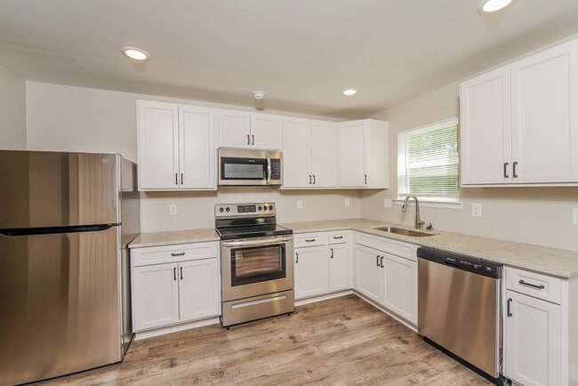 Foto del edificio - 140 Willowridge Ln