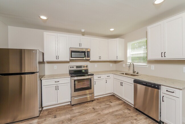 Building Photo - Cozy 3-Bedroom Home in Odenville, AL