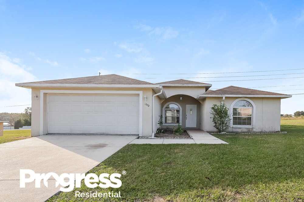 1002 Barrett Ave, Dundee, FL 33838 House Rental in Dundee, FL