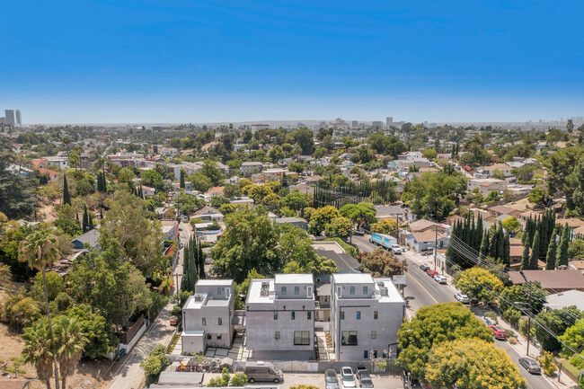 Foto del edificio - 1834 Echo Park Ave