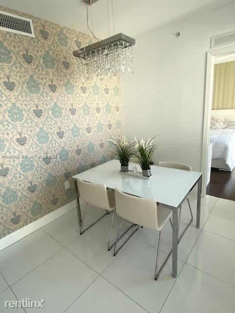 Foto del edificio - 2 br, 2 bath Condo - 92 SW 3rd St Apt 4806
