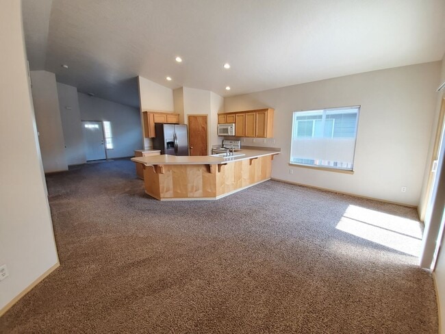 Foto del edificio - Small Dogs Welcome! 3 Bedroom, 2 Bathroom ...