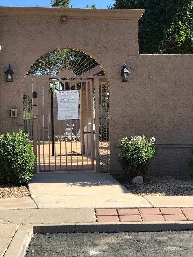 Foto del edificio - 3491 N Arizona Ave