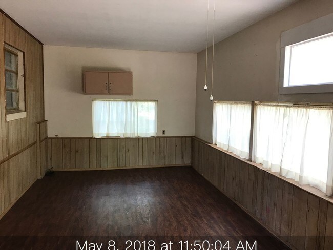 Foto del edificio - 211 W Main St