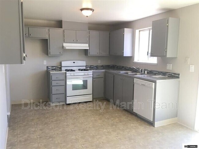 Building Photo - 13061 Exinite Dr
