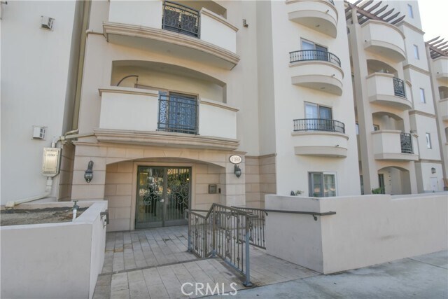 Foto del edificio - 11848 Kiowa Ave