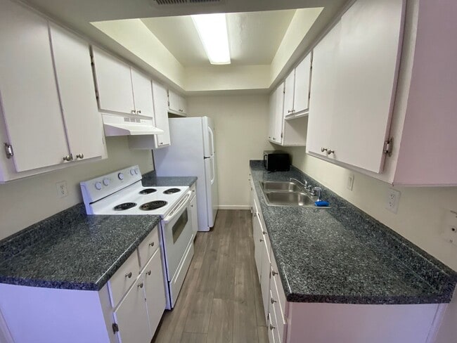 Foto del edificio - Affordable 2bd condo in Great Location