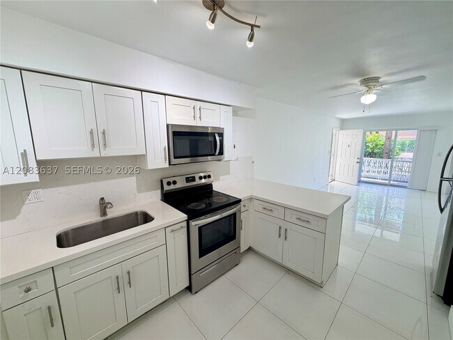 Foto del edificio - 1057 SW 7th St