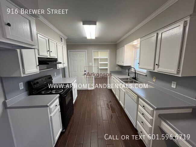 Foto del edificio - 916 Brewer St