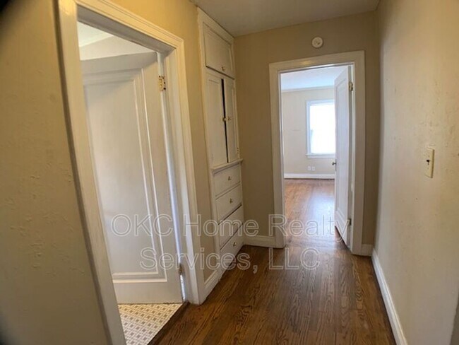 Foto del edificio - 2128 NW 25th St