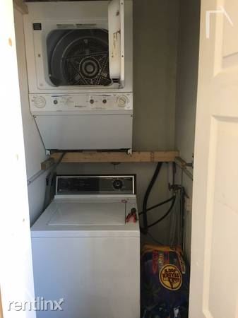 Building Photo - 10 Litchfield St