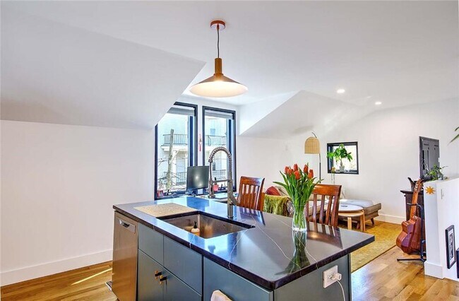 Foto del edificio - 37 Ring St