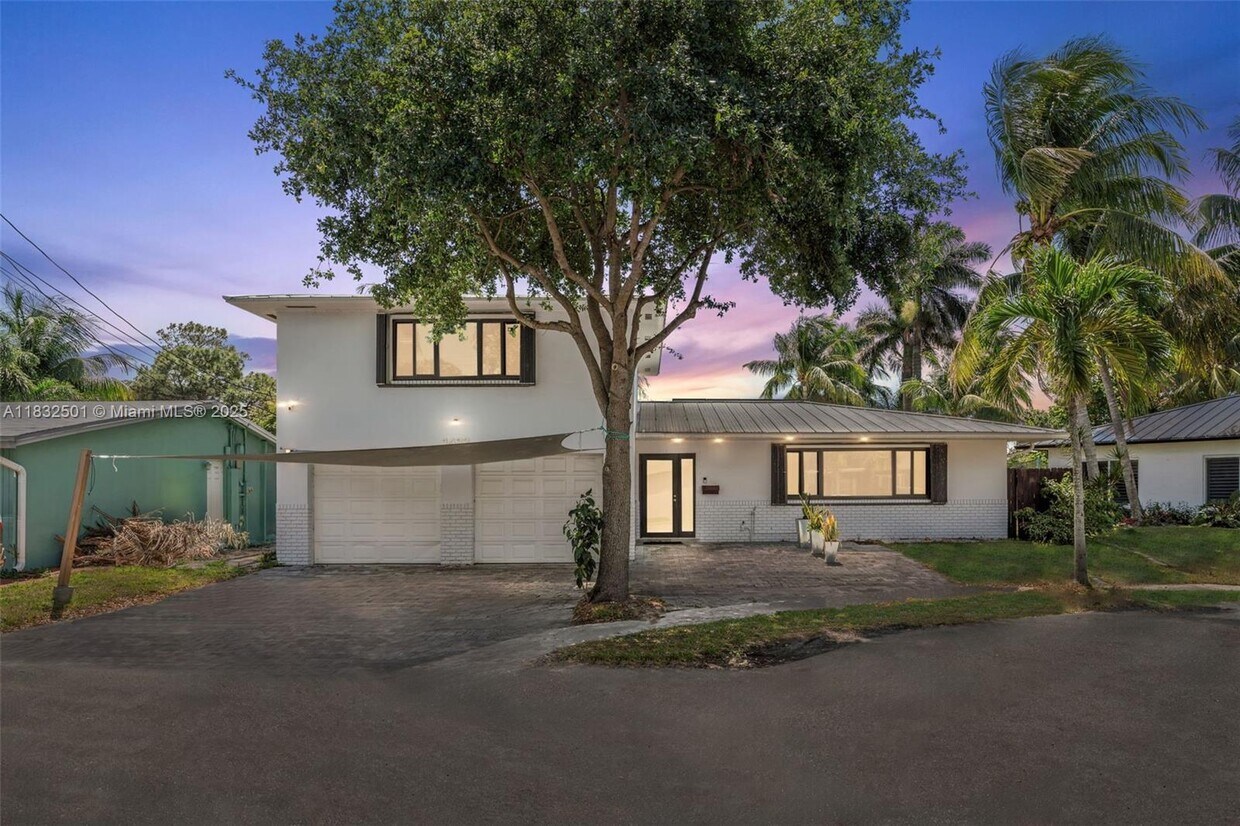 Foto principal - 1433 NW 8th St