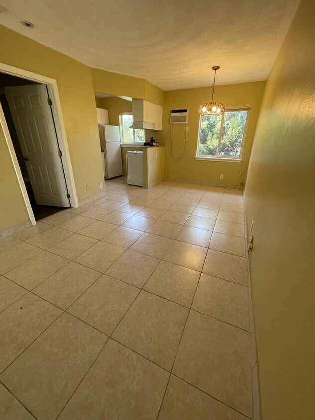 Photo - 1044 NE 8th Ave (Fort Lauderdale, FL)